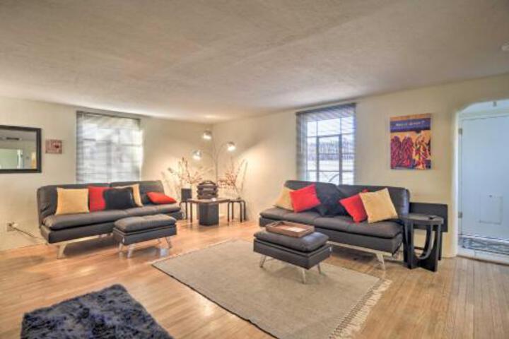 Quaint Albuquerque Abode W / Private Backyard! - thumb 2