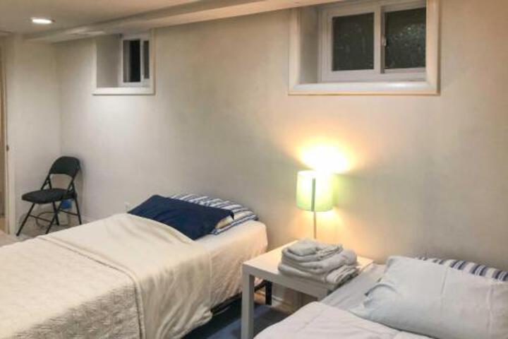 Classic D.C. Home 10 Min To Metro Station! - thumb 2