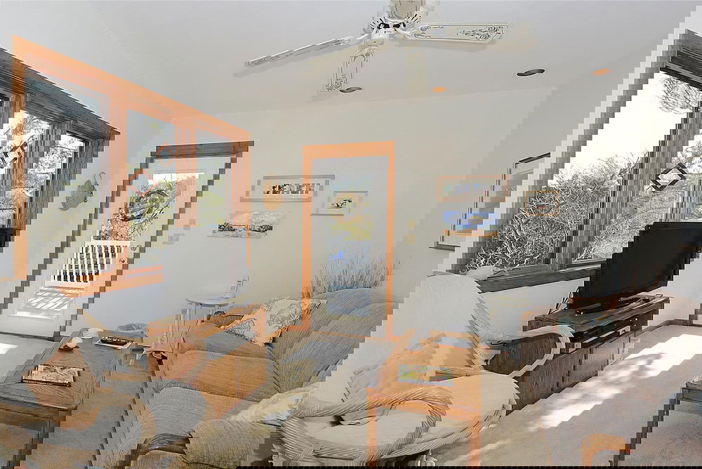 Golian 310 West 5th Street SB By Long & Foster - thumb 2