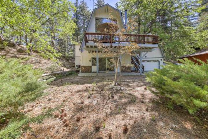 Spacious Mountain Retreat 8 Mi To Lake Arrowhead - thumb 1