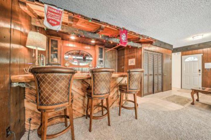Spacious Mountain Retreat 8 Mi To Lake Arrowhead - thumb 4