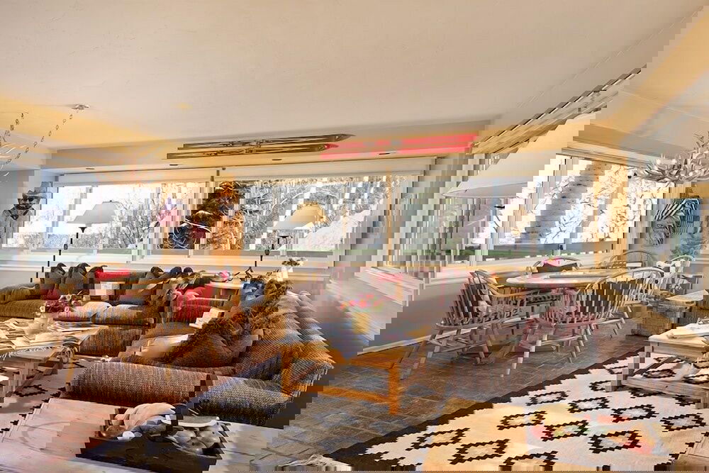 921 Faraway 5 Bedroom Home - thumb 6