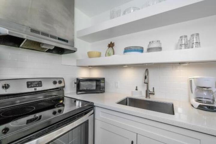 Wish You Were Here Condo - thumb 4