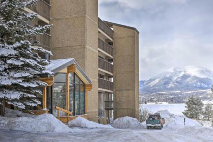 Lakefront Retreat With Panoramic Mountain Views - thumb 5