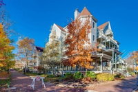 St Elmo 210 Studio Bedroom Condo