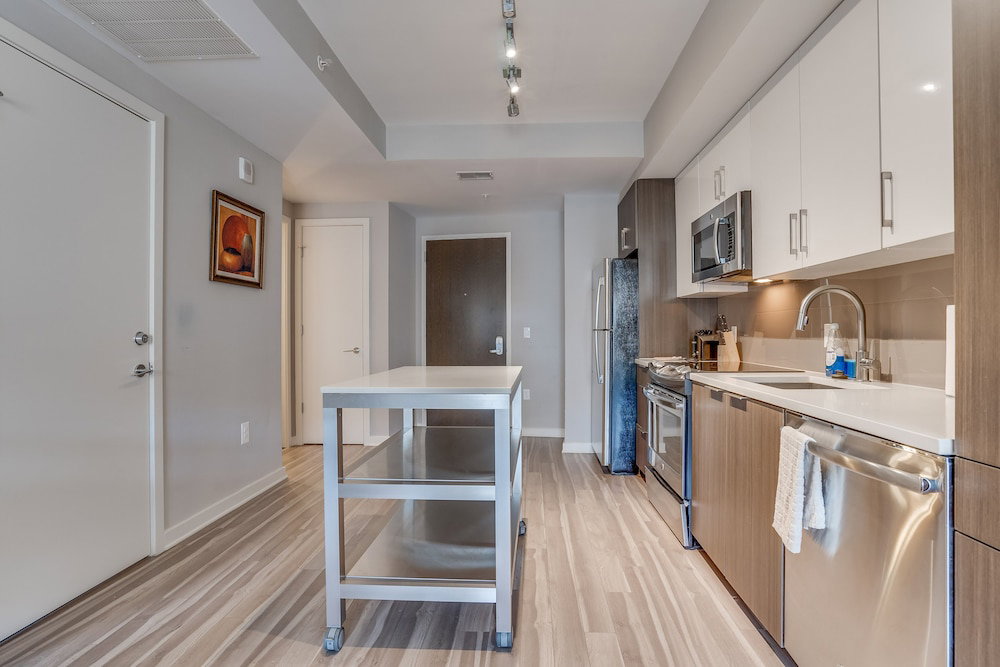 5th Street NW Apartments - thumb 2