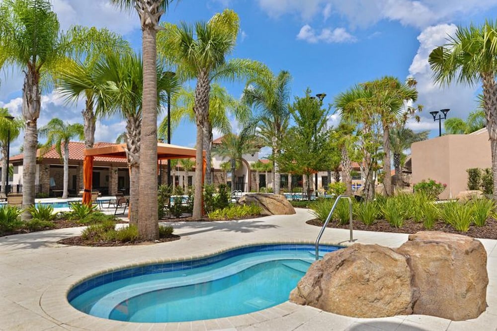 Fabulous Home With Pool At Solterra Resort St5501 - thumb 4