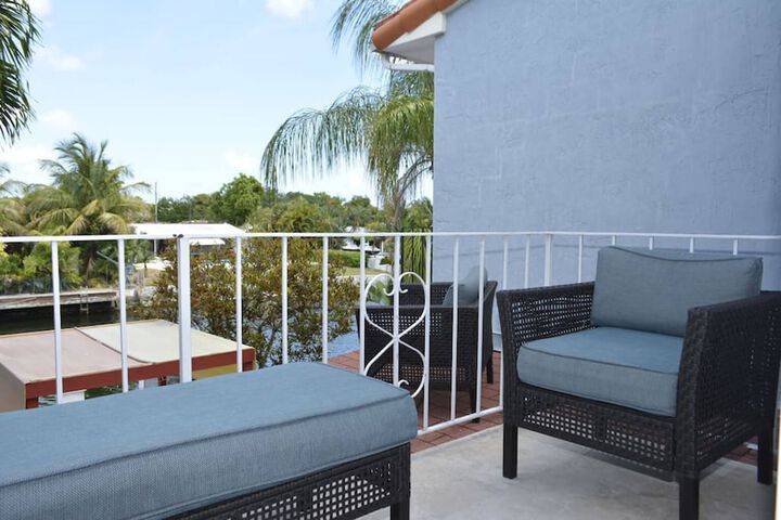 2 Bedroom Homes In North Miami By TMG - thumb 1