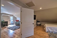 Dog Friendly Brewer Apt w / BBQ  Hiking Access