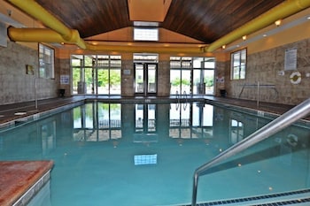 1302 Crow Creek Drive - thumb 1