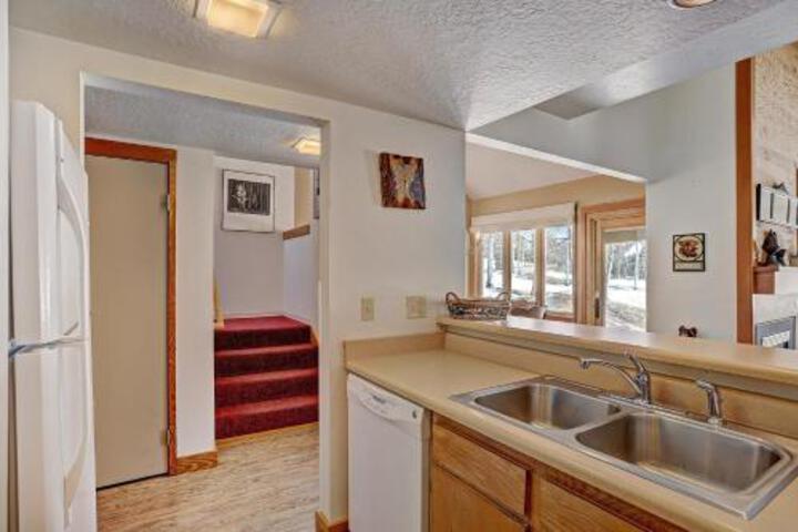 1610 Quicksilver Condo - thumb 6