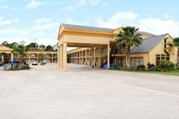 Super 8 by Wyndham Opelousas