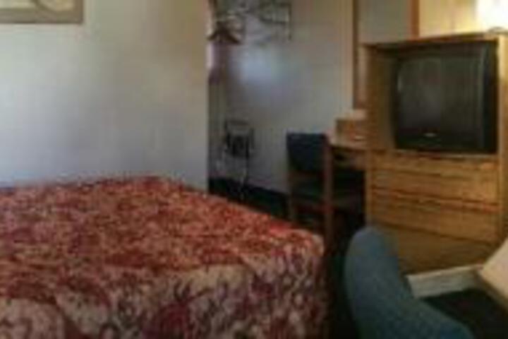 Oregon Trail Motel & Restaurant - thumb 4