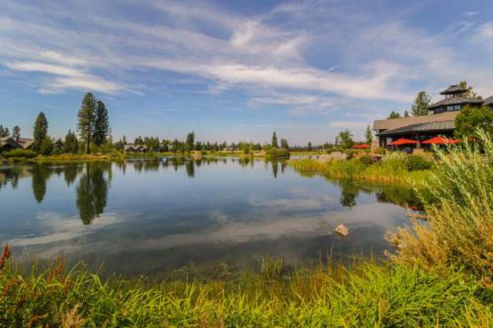 Caldera Lodge On The Pond - thumb 0