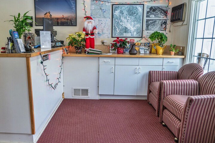 Mount Whittier Motel - thumb 2