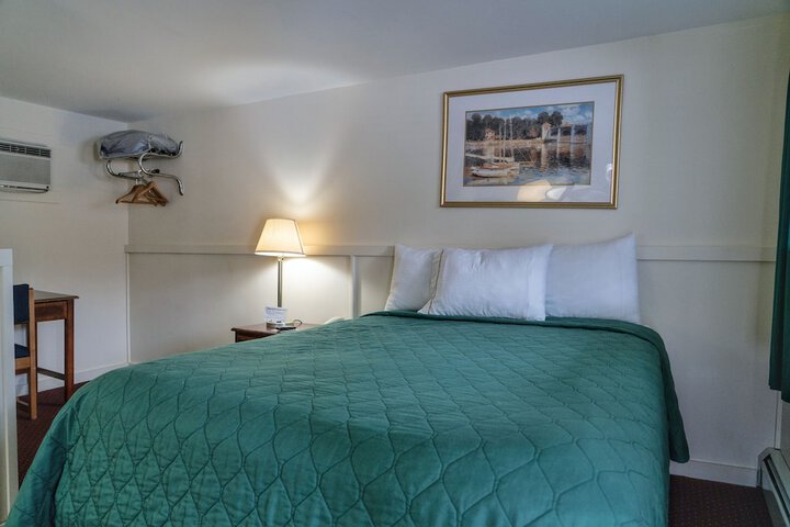 Mount Whittier Motel - thumb 4