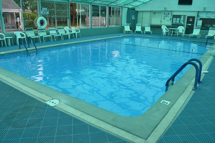 Town Crier Motel - thumb 2