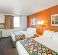 Super 8 by Wyndham Aberdeen West - Accommodation Rooms