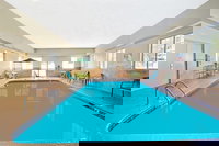 Microtel Inn  Suites by Wyndham Roseville/Detroit Area