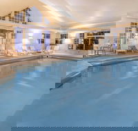 La Quinta Inn  Suites by Wyndham Belgrade - Bozeman Airport - Accommodation Rooms