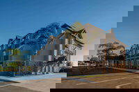 Microtel Inn  Suites by Wyndham Tracy