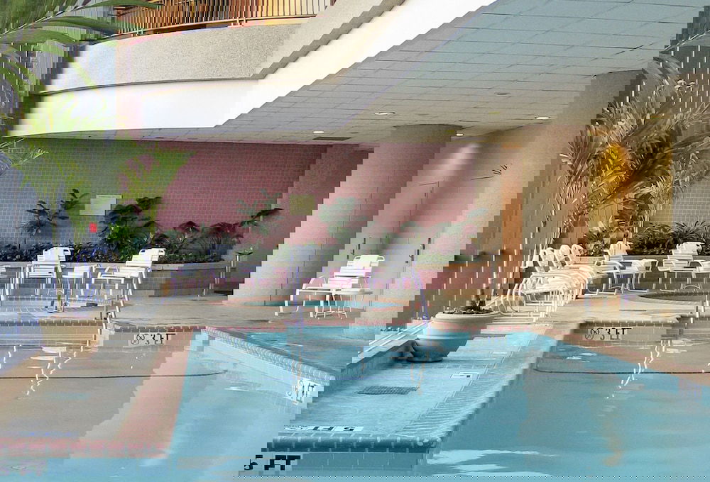 Bethesda Marriott Suites - thumb 1