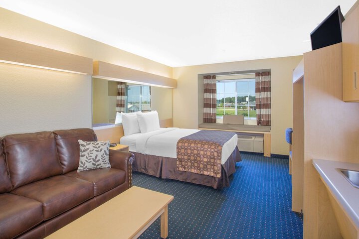 Microtel Inn & Suites By Wyndham Albertville - thumb 5