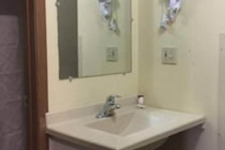 Deluxe Inn Nebraska City - thumb 5