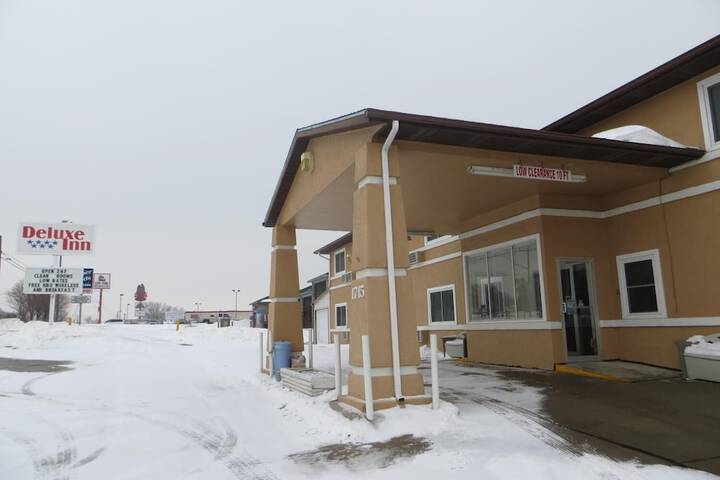 Deluxe Inn Nebraska City - thumb 3