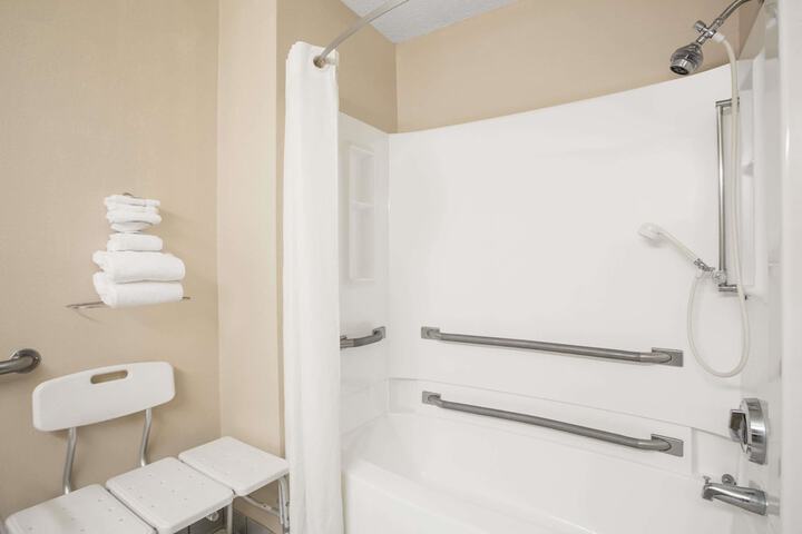 Super 8 By Wyndham Christiansburg/Blacksburg Area - thumb 5