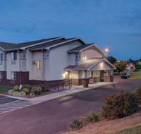Super 8 by Wyndham Christiansburg/Blacksburg Area - Accommodation Rooms