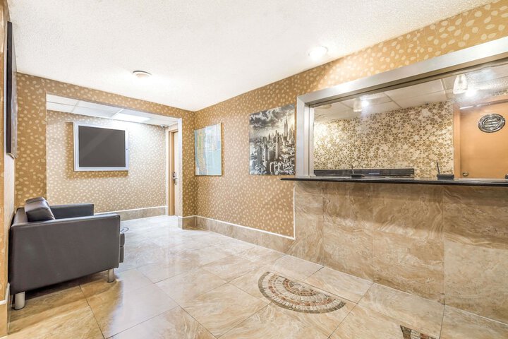 Super 8 By Wyndham North Bergen NJ/NYC Area - thumb 2