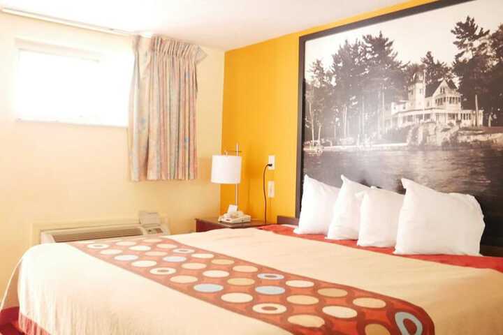 Super 8 By Wyndham North Bergen NJ/NYC Area - thumb 5