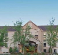 Quality Inn  Suites Biltmore South - Accommodation Rooms