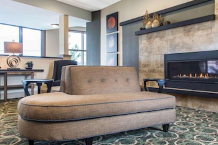 Quality Inn Geneseo - thumb 0