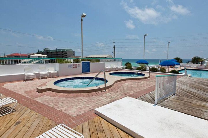 Surfside Resort - thumb 1