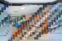 Staybridge Suites Cleveland Mayfield Heights Beachwood an IHG Hotel