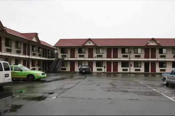 Sunshine Motel - thumb 1