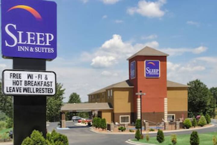 Sleep Inn & Suites Cullman I-65 Exit 310 - thumb 0