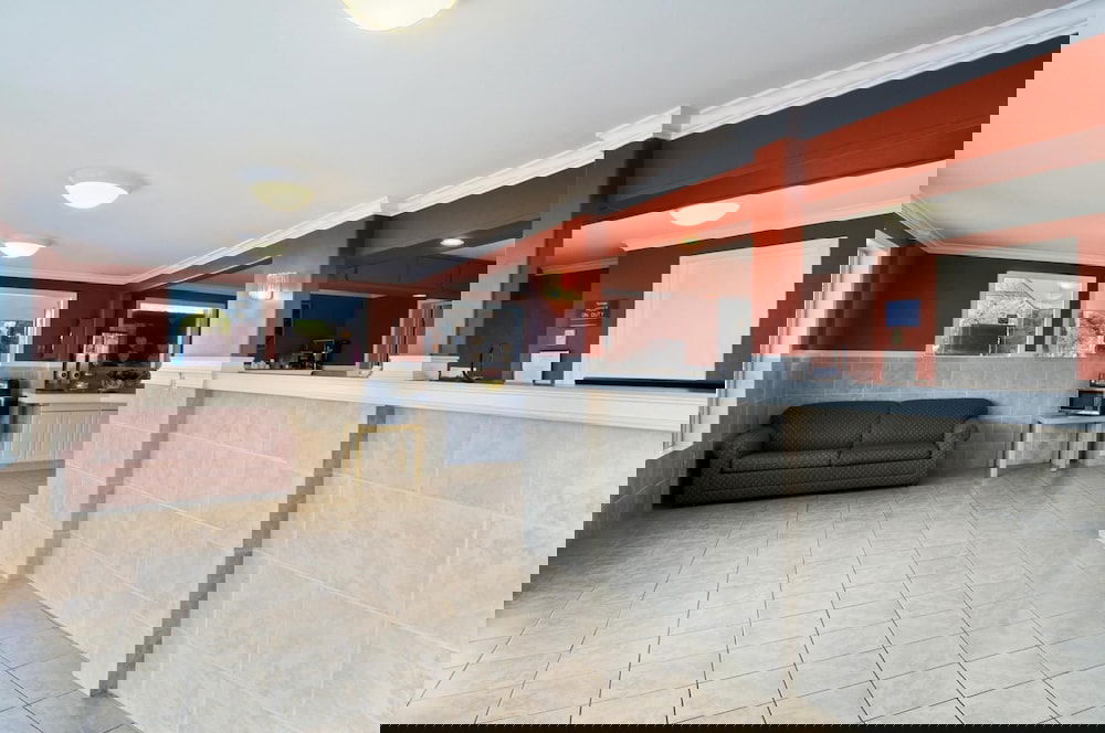 Travelodge By Wyndham Port Of Tacoma WA - thumb 1