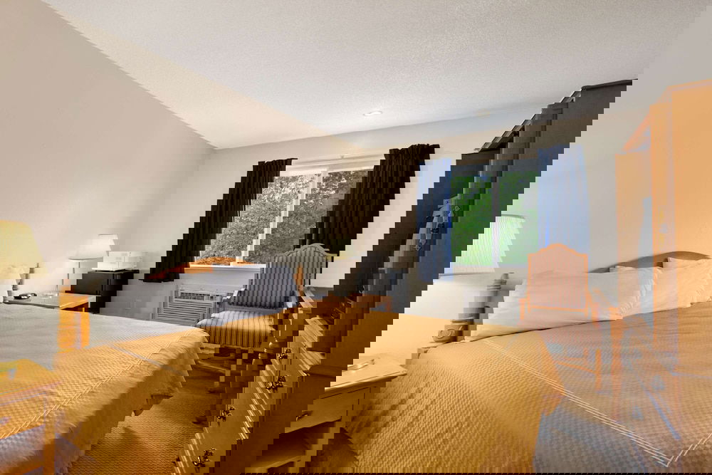 Travelodge By Wyndham Port Of Tacoma WA - thumb 4