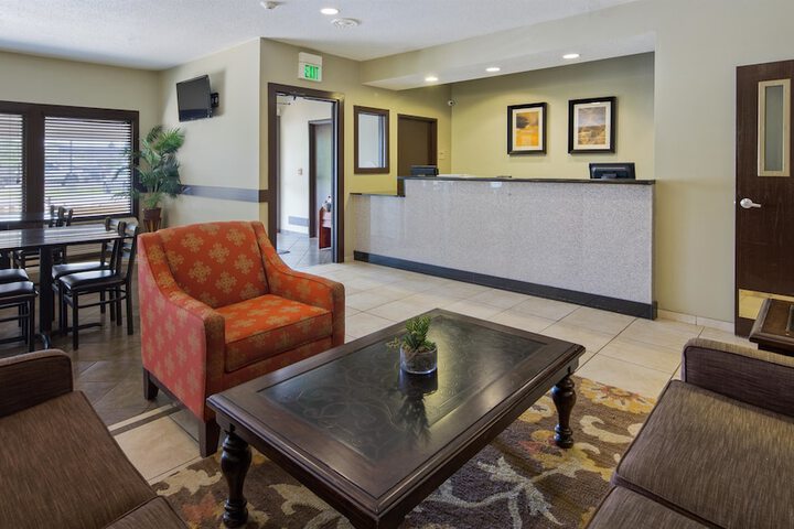 Best Western Crossroads Inn - thumb 4