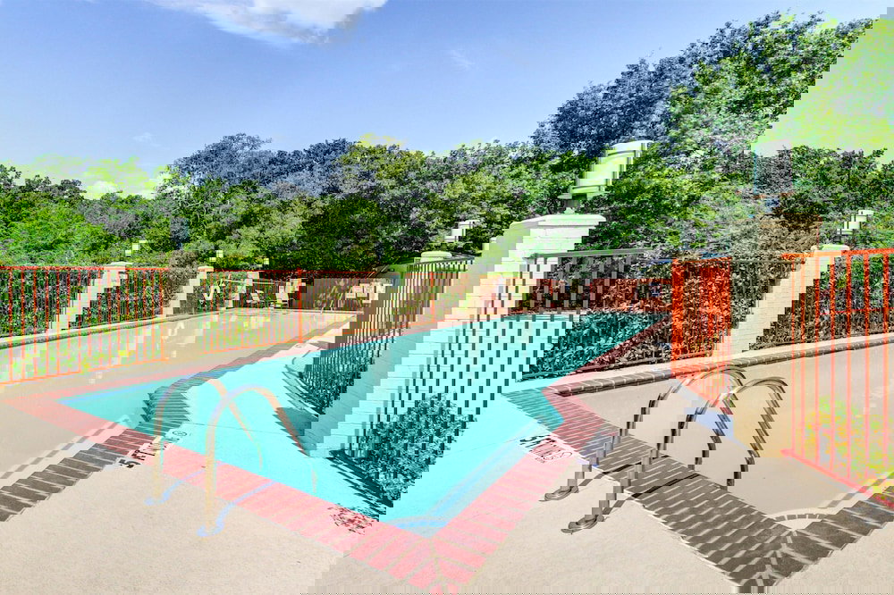 Motel 6 Arlington, TX - thumb 2