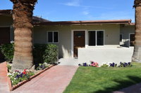 Stanlunds Inn And Suites