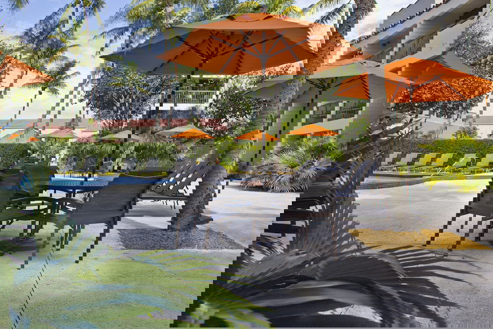 Shula's Hotel & Golf Club - thumb 2