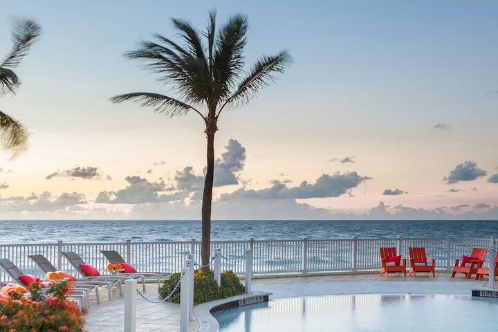 Pelican Grand Beach Resort - A Noble House Resort - thumb 2