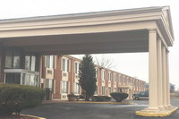 Aurora Fox Valley Inn