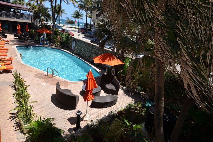 Sea Club Resort - thumb 3