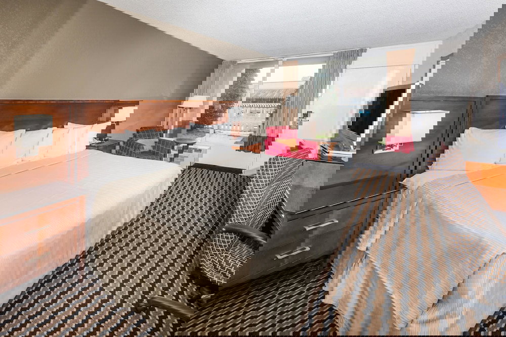 Days Inn By Wyndham Charlotte Airport North - thumb 6