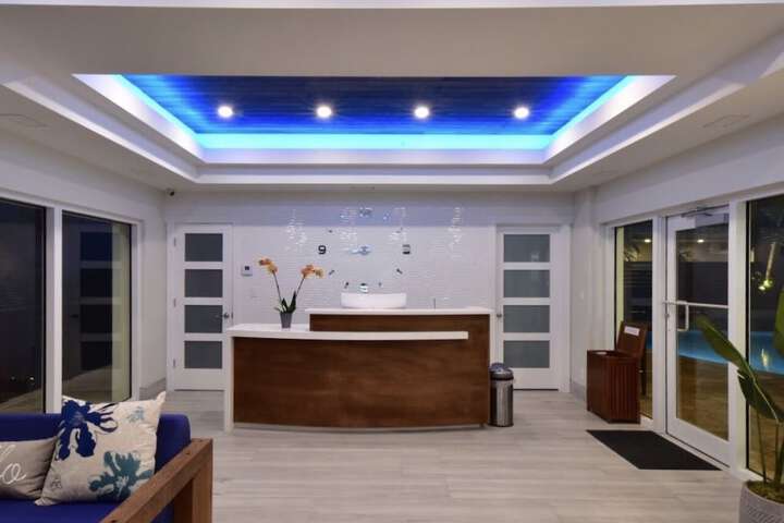 Sun Tower Hotel & Suites On The Beach - thumb 7